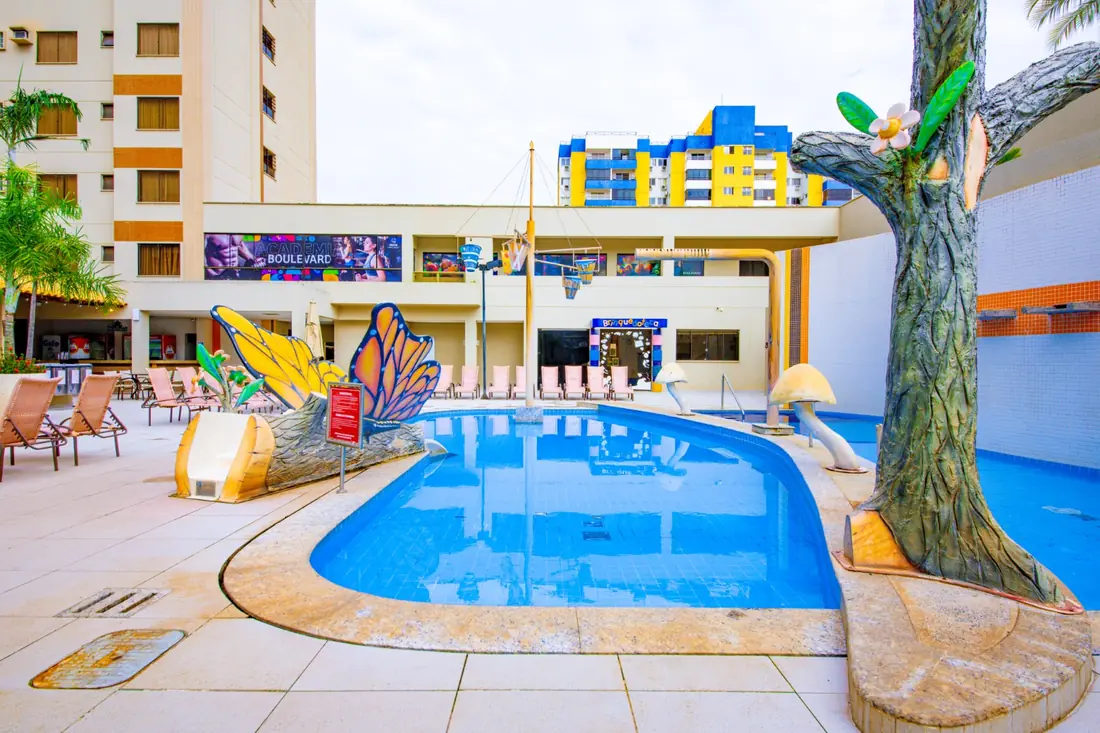 Área de lazer e piscina do Boulevard