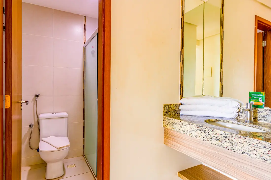Banheiro do apartamento do Riviera Park